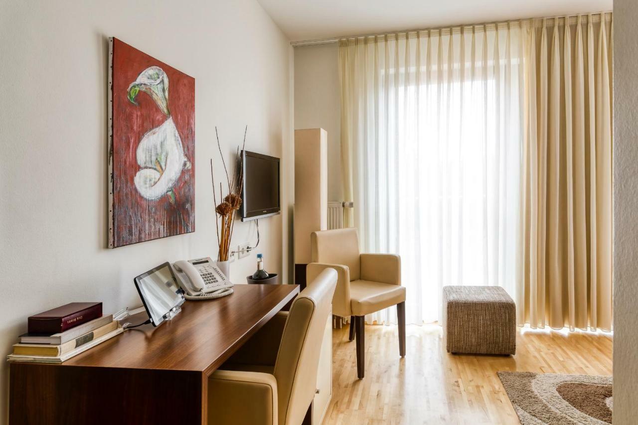 Hotel F-Ritz Schleswig Extérieur photo