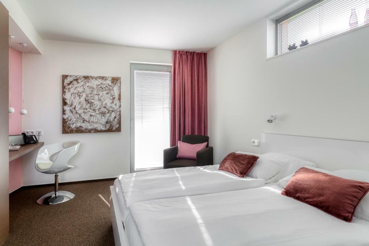 Hotel F-Ritz Schleswig Extérieur photo